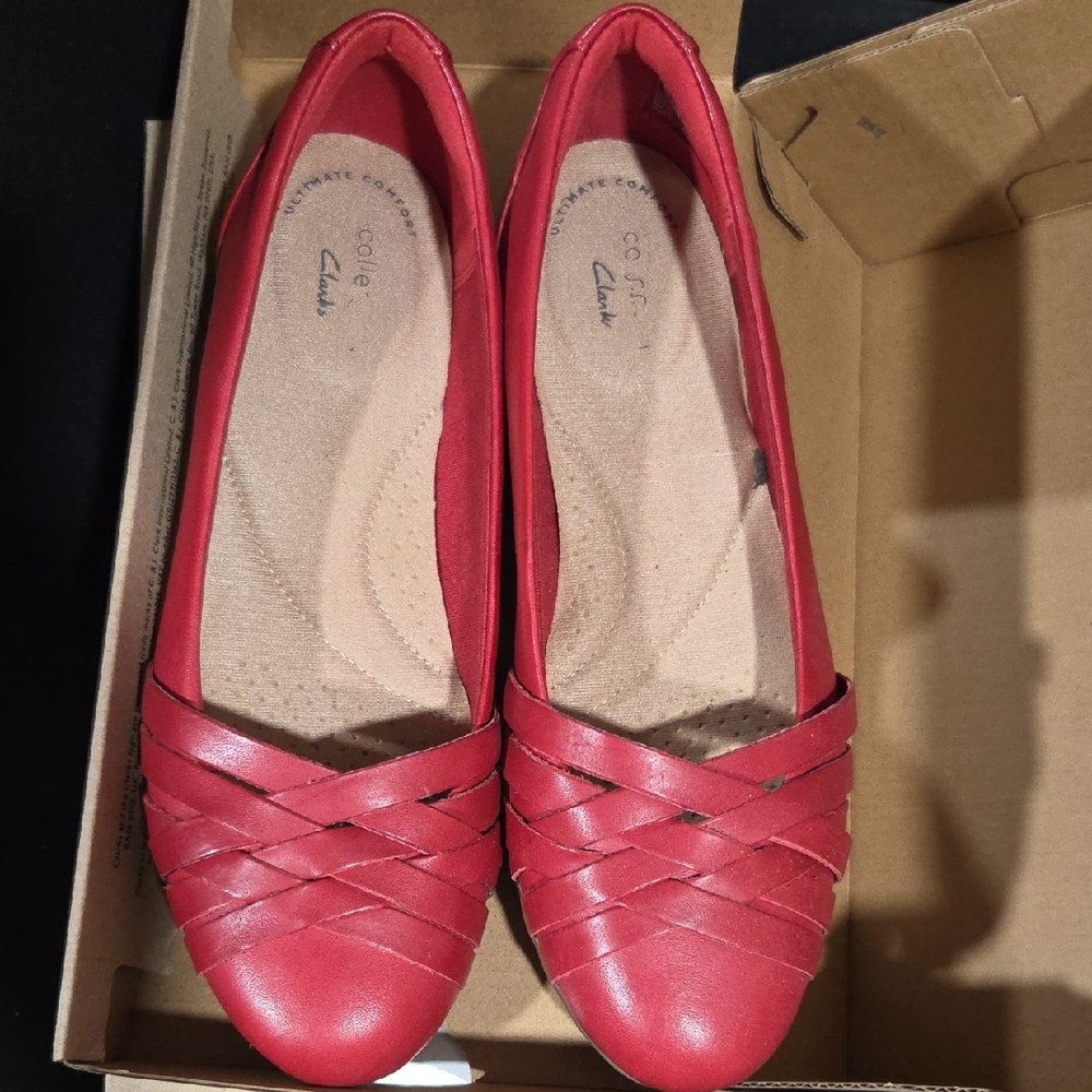 Clarks Women's Woven Red Flats
